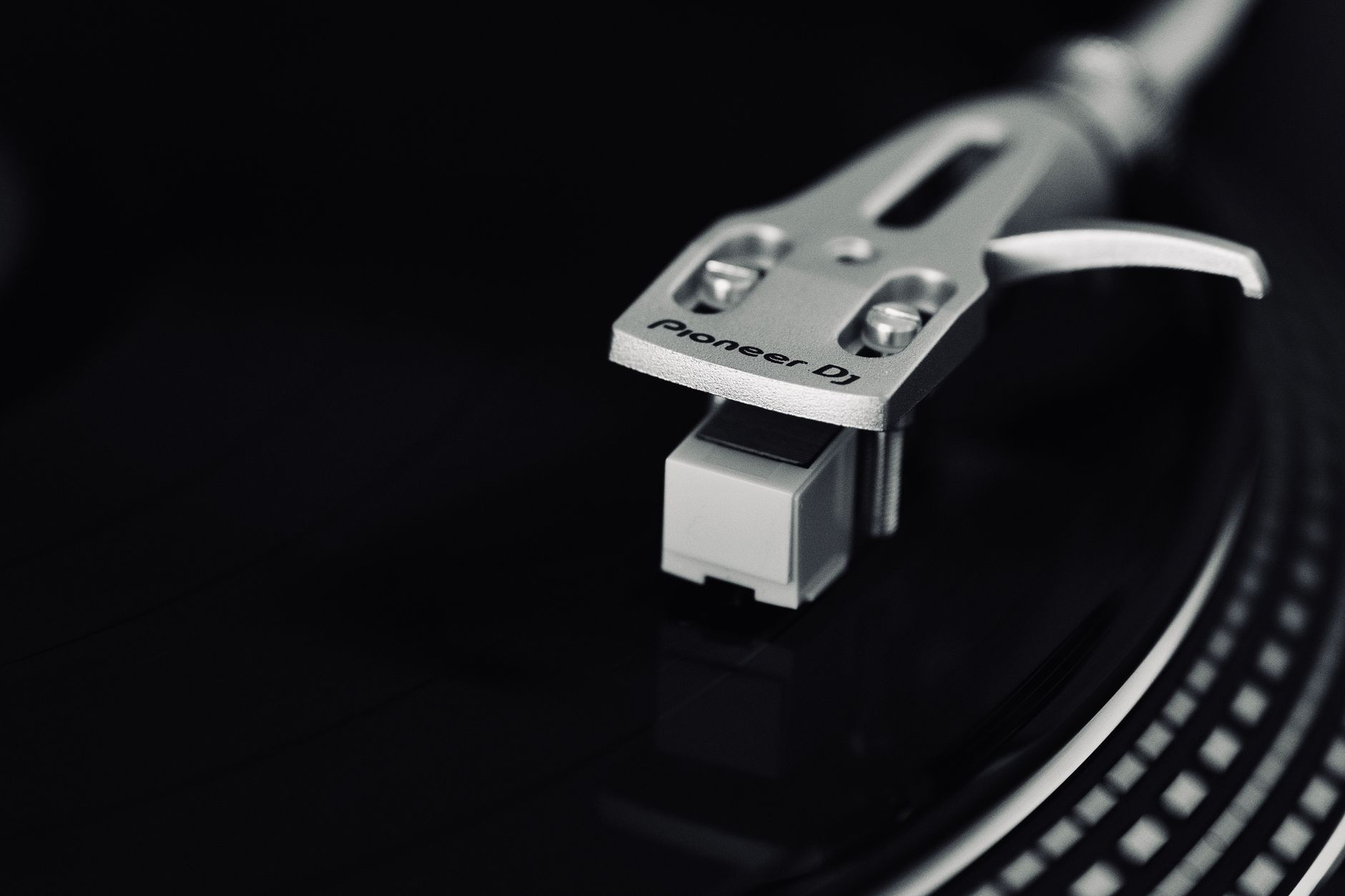Gramofon Pro-Ject T1 Phono SB